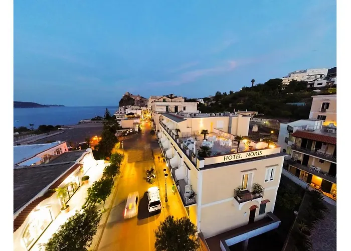 Hotel Noris