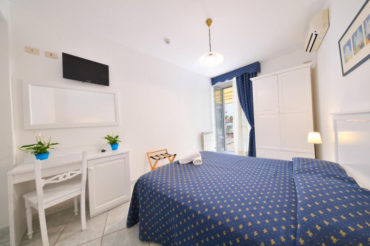 Hotel Noris