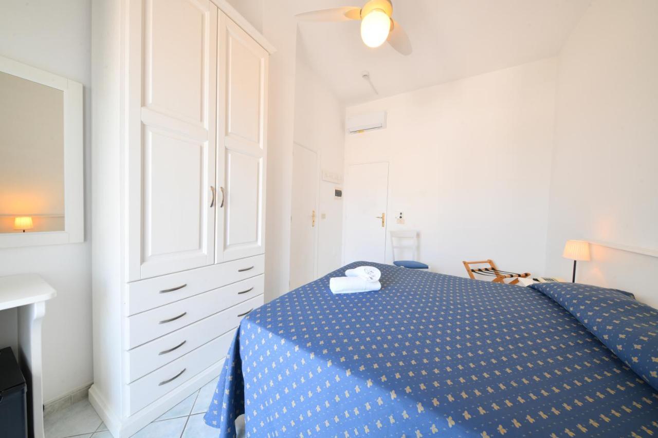 Noris Hotel